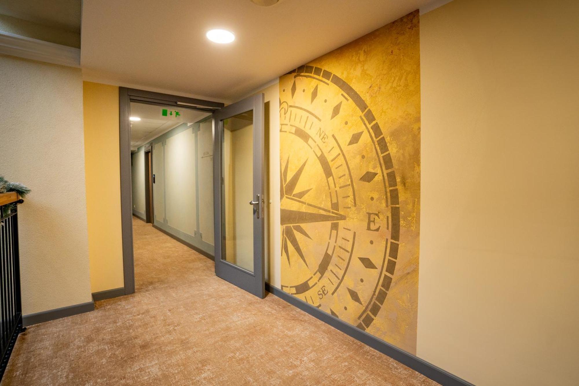 Atlas Hotel Timisoara Ngoại thất bức ảnh