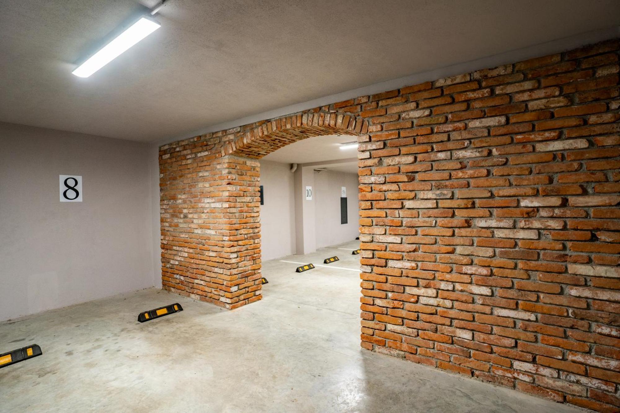 Atlas Hotel Timisoara Ngoại thất bức ảnh