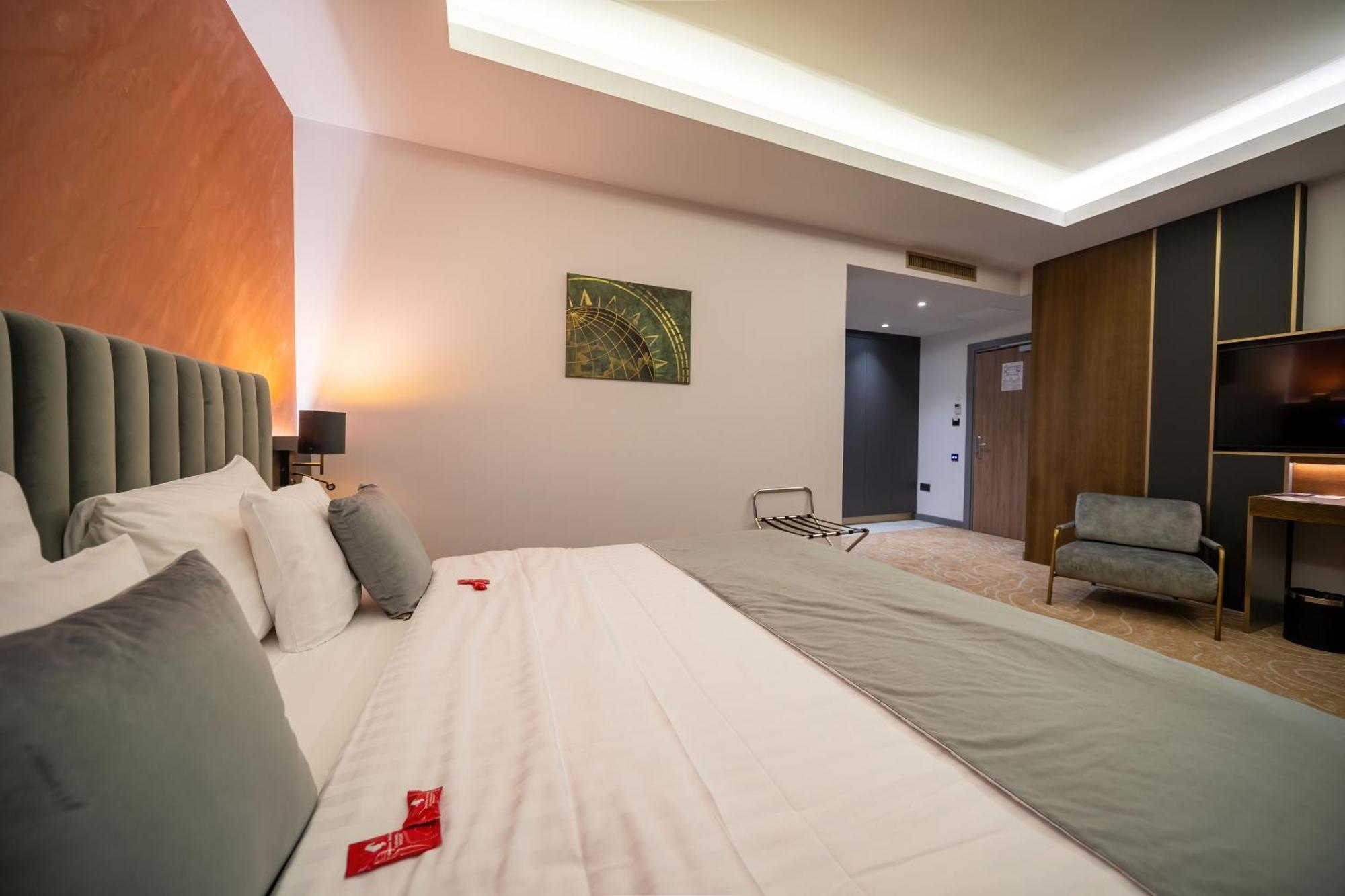 Atlas Hotel Timisoara Ngoại thất bức ảnh
