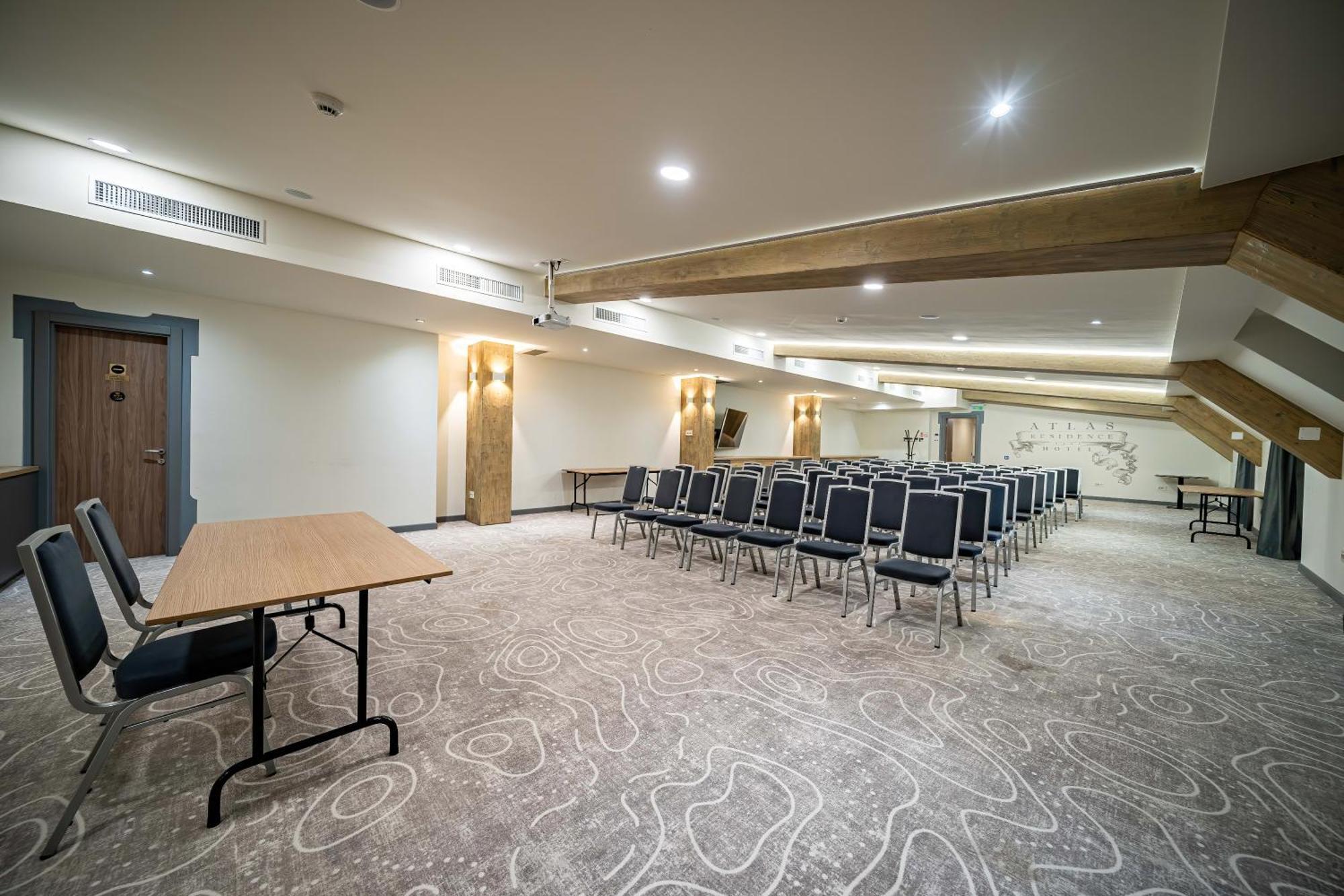 Atlas Hotel Timisoara Ngoại thất bức ảnh