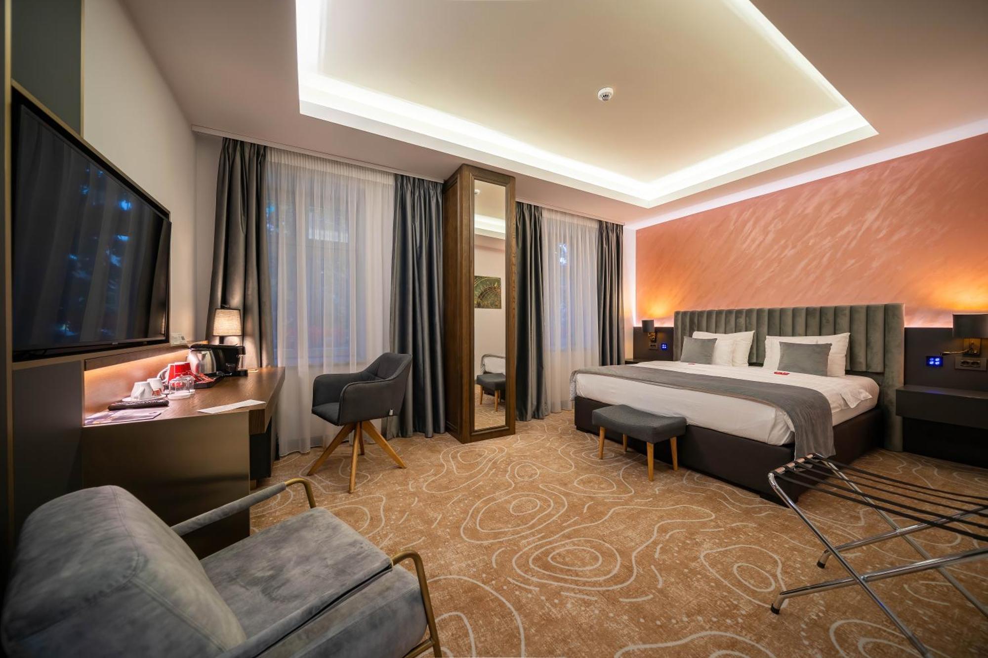 Atlas Hotel Timisoara Ngoại thất bức ảnh
