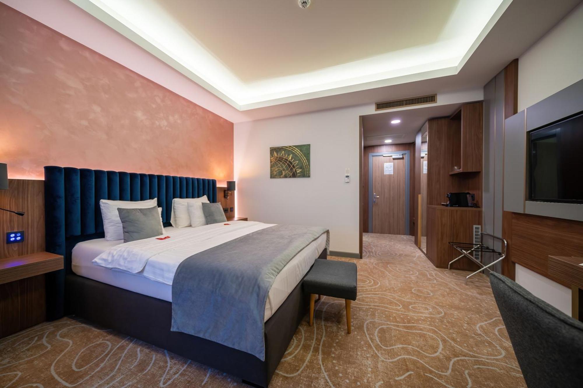 Atlas Hotel Timisoara Ngoại thất bức ảnh