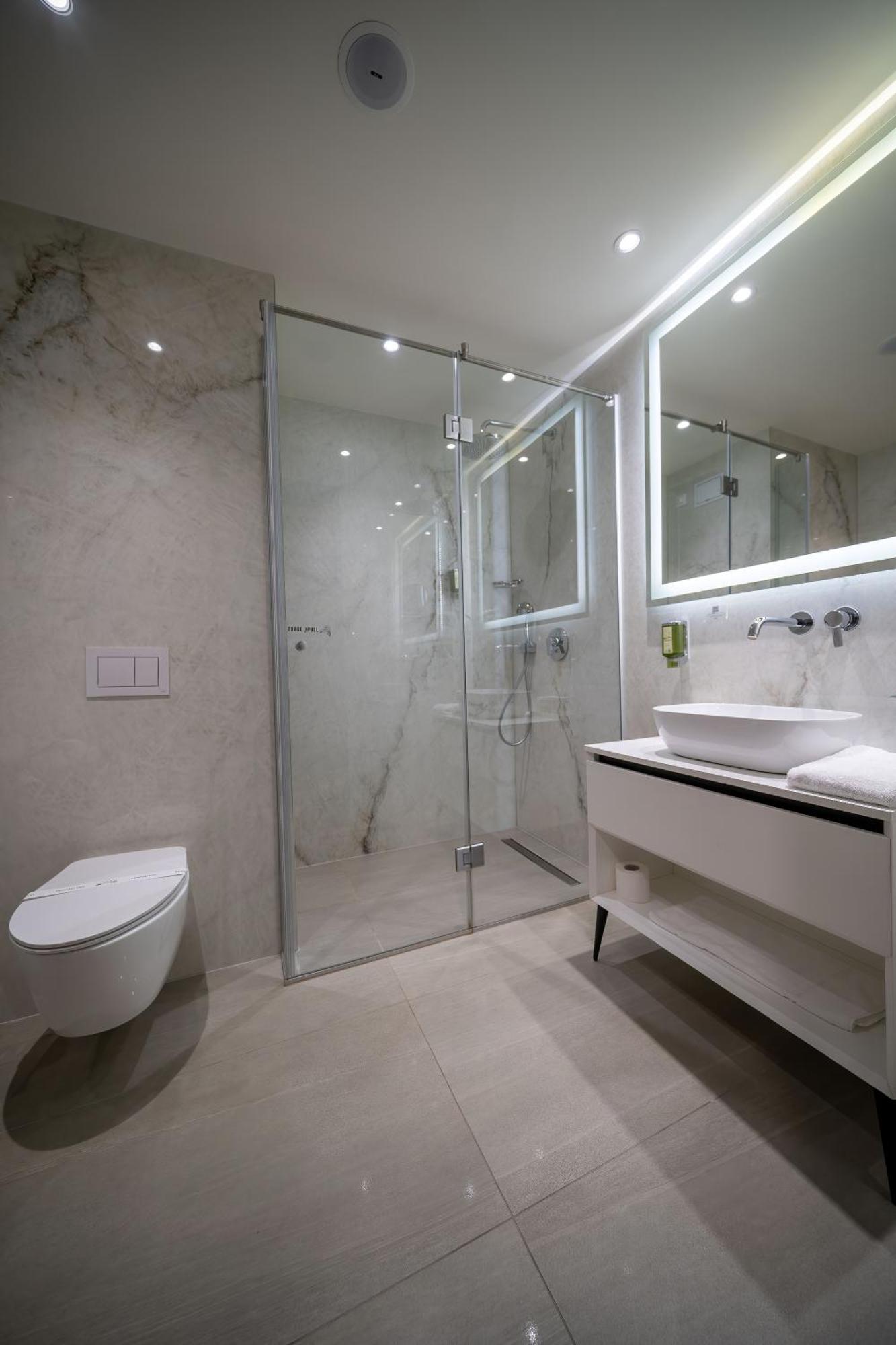 Atlas Hotel Timisoara Ngoại thất bức ảnh